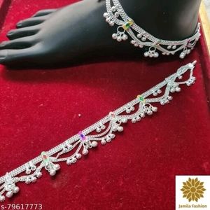 Women payal